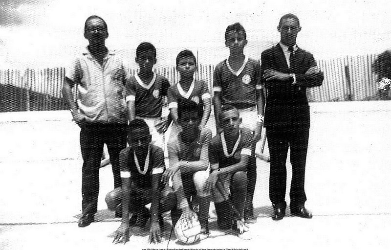 Da esquerda para a direita: Ivanildo Rocha (técnico); Ricardo, Rômulo, Eduardo e Nelson Santos (Assistente técnico); Agachados: Manoel Joaquim, Rafael e Samuel Santos